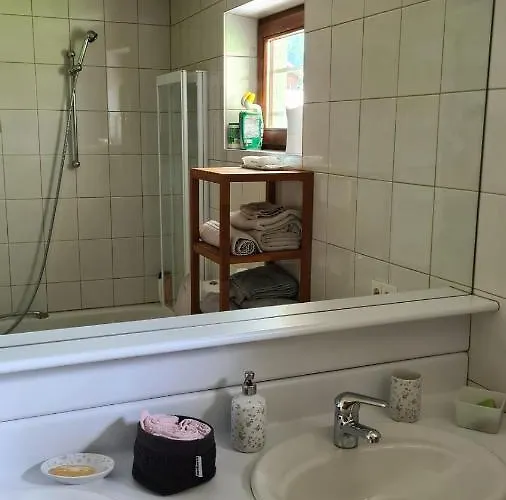 L'ami Du Circuit Bed & Breakfast *